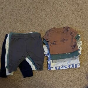 Carter's Kids Pants and Bodysuits  Set - Gray, Navy, and Green